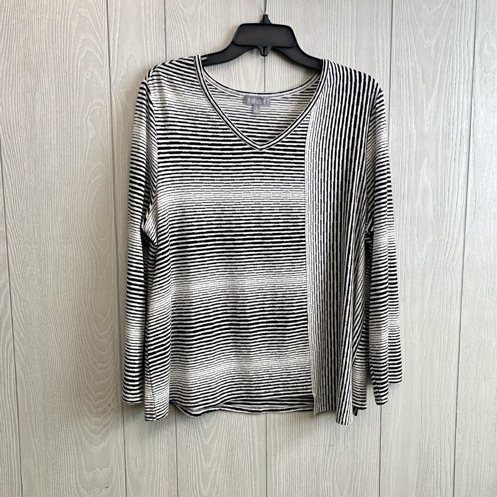 Habitat Black White 3/4 Sleeve V-Neck Top Large